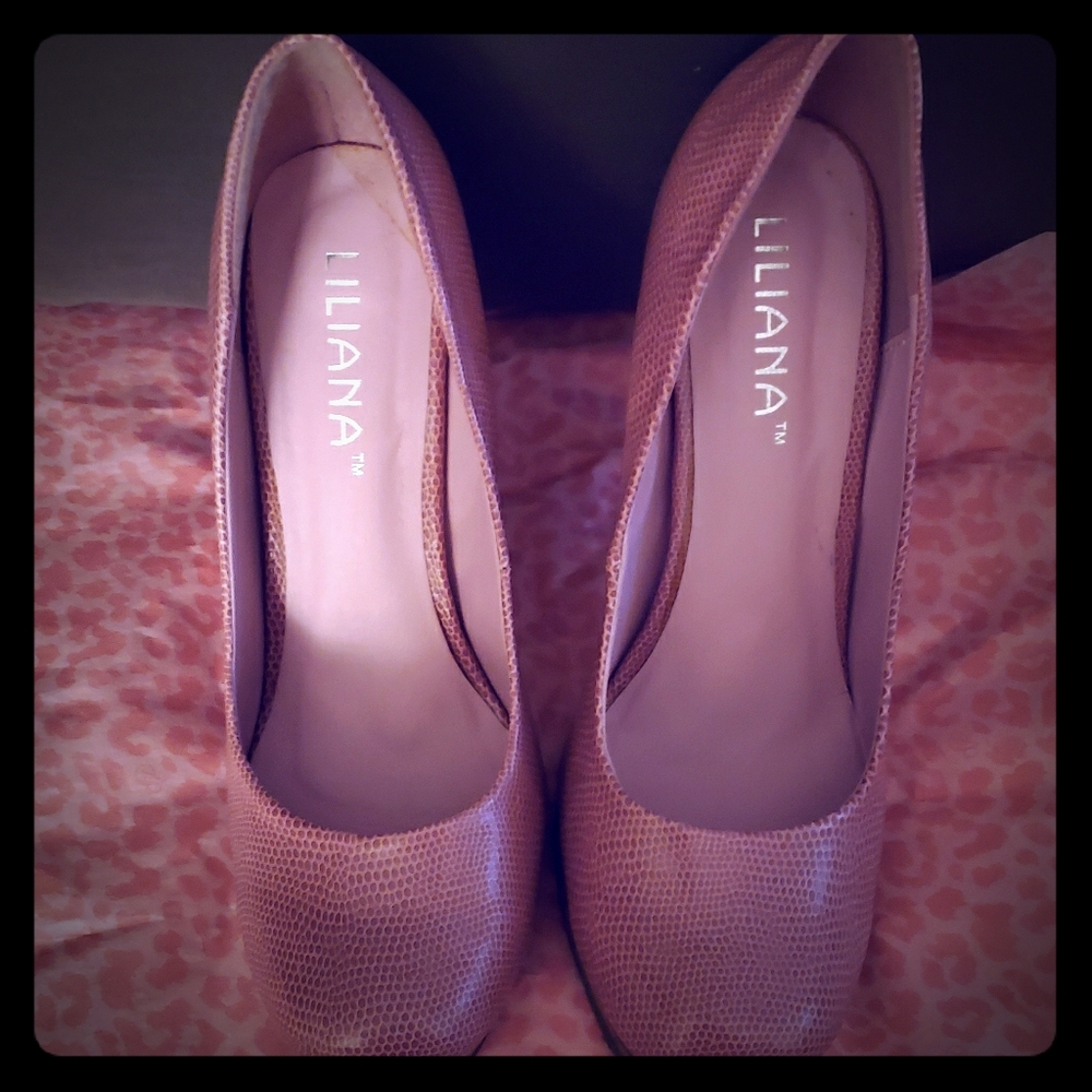 Pretty  in Pink! Heels